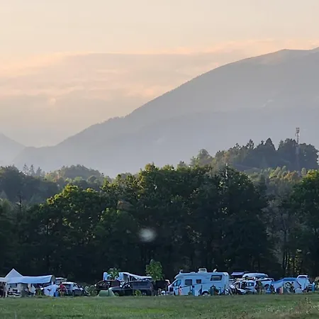 Camping Garden Park Pitches Kemp