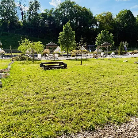 Camp Garden Park-pitches And Tents *