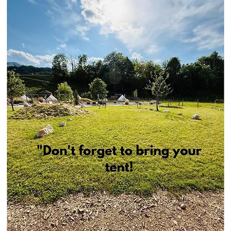 Kamp alanı Camp Garden Park-pitches And Tents *
