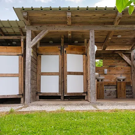 Camp Garden Park-pitches And Tents