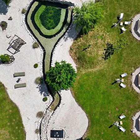 Camp Garden Park-pitches And Tents * Radovljica