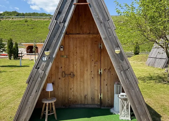 Campingplatz Camp Garden Park-pitches And Tents